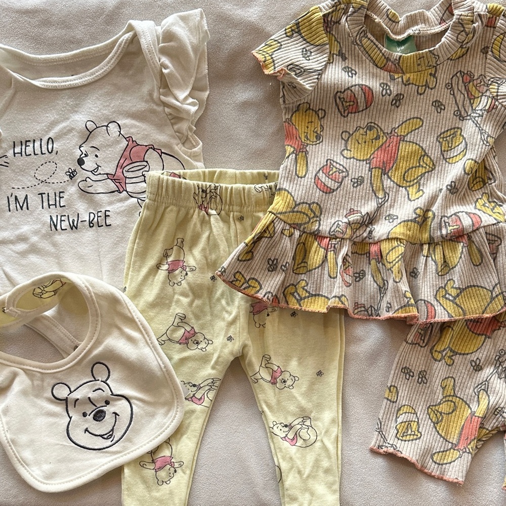 Disney Winnie the Pooh Kids Pajama Set - Yellow and White